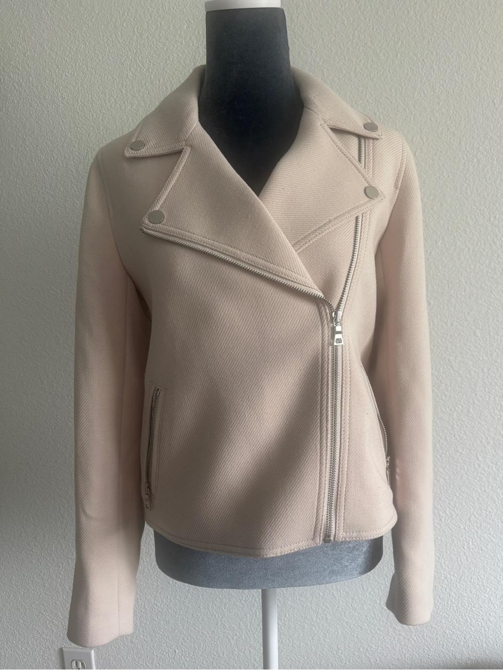 Ann Taylor Jacket EUC